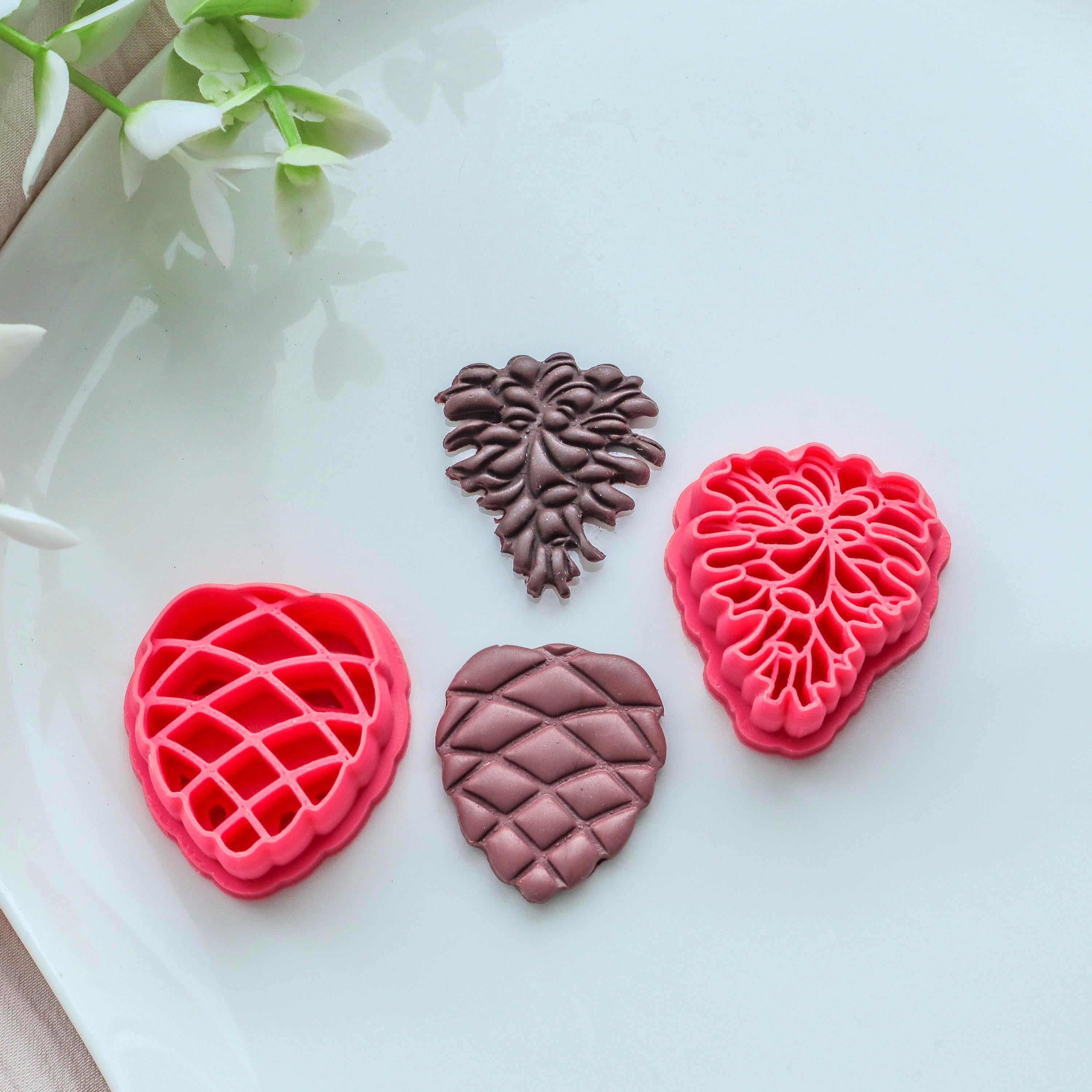 Christmas Pine Cone Polymer Clay Cutter